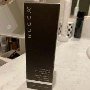 Becca Ever-Matte Poreless Priming Perfector